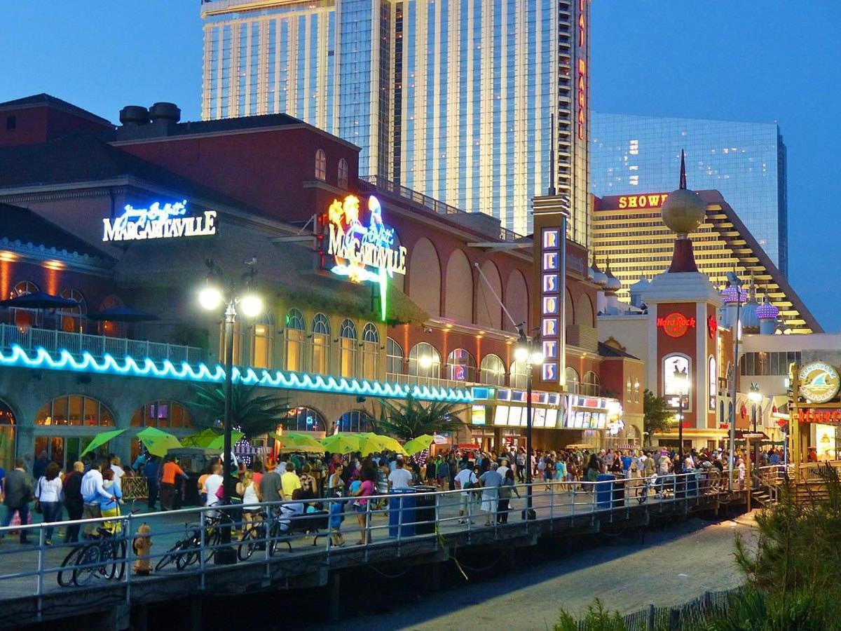 Boardwalk King Bed Retreats By Cozysuites Atlantic City Exterior foto